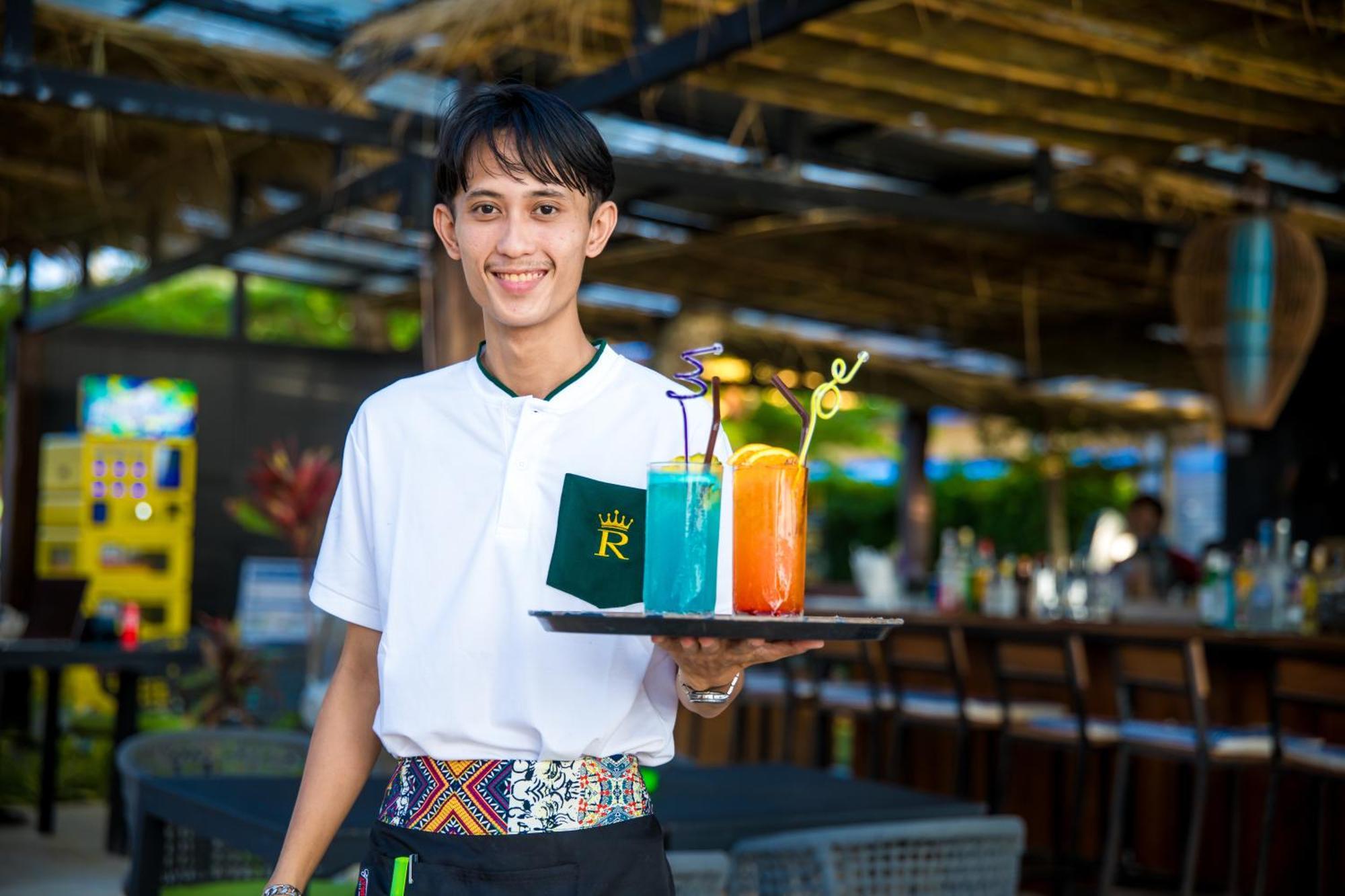 Royal Yao Yai Island Beach Resort Ko Yao Exteriör bild