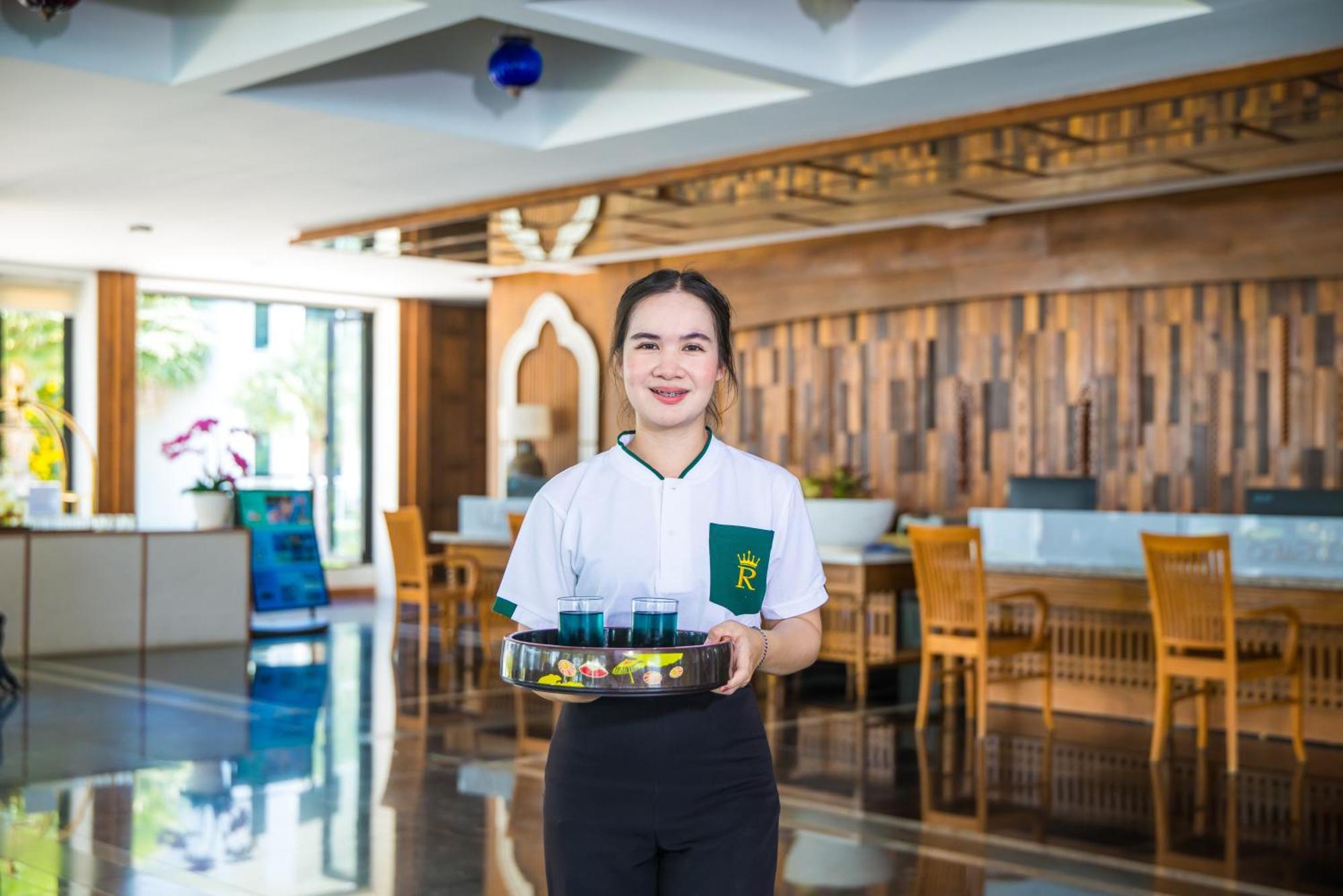 Royal Yao Yai Island Beach Resort Ko Yao Exteriör bild