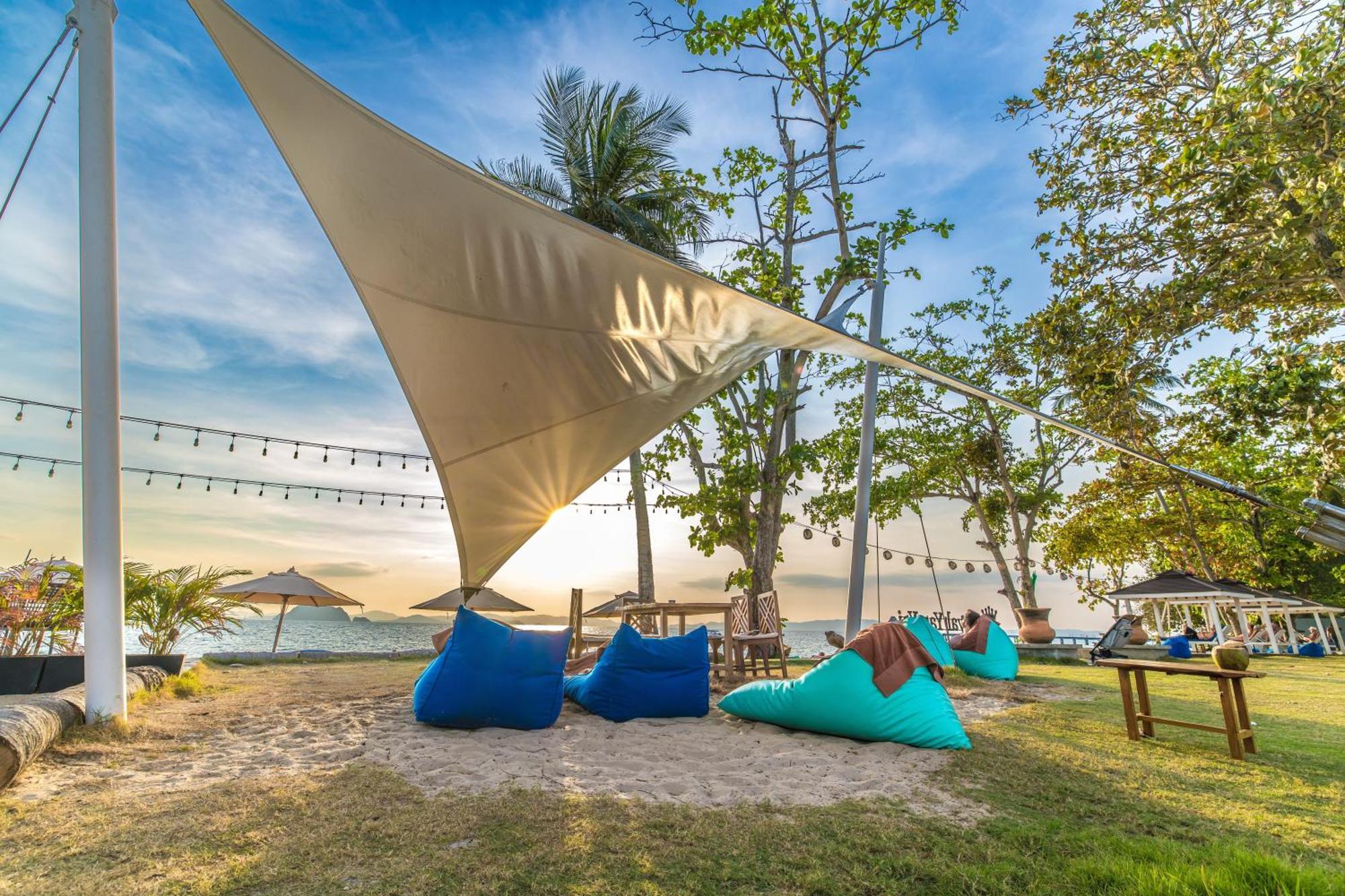 Royal Yao Yai Island Beach Resort Ko Yao Exteriör bild