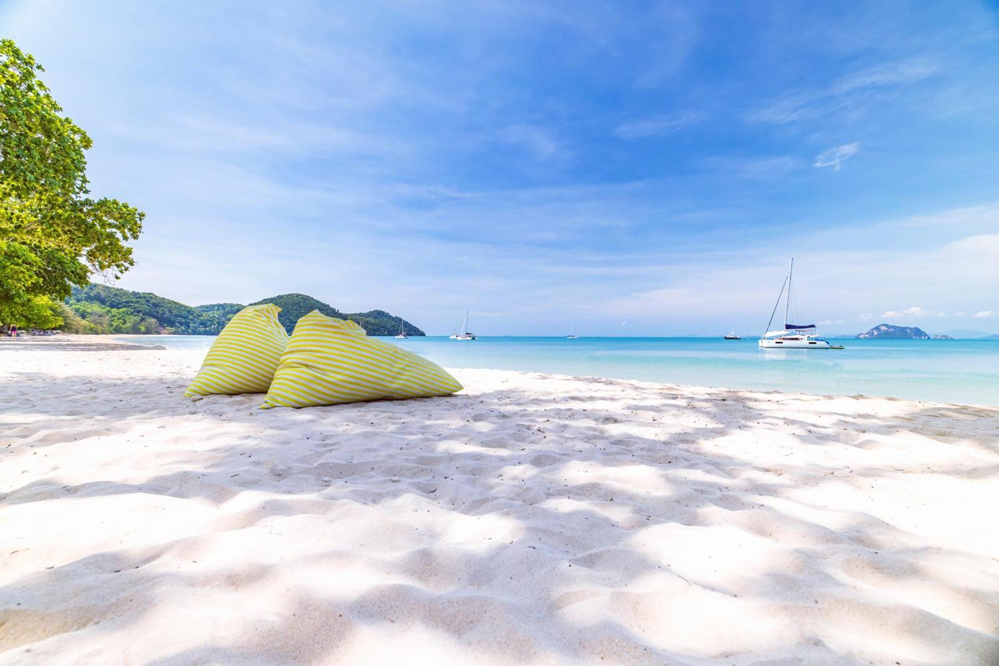 Royal Yao Yai Island Beach Resort Ko Yao Exteriör bild